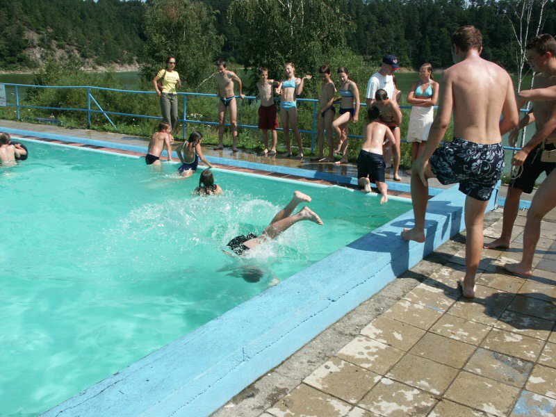 mb040730011.jpg